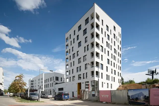 Dva milníky v Ranta Barrandov: třetí etapa prošla kolaudací, čtvrtá má hrubou stavbu
