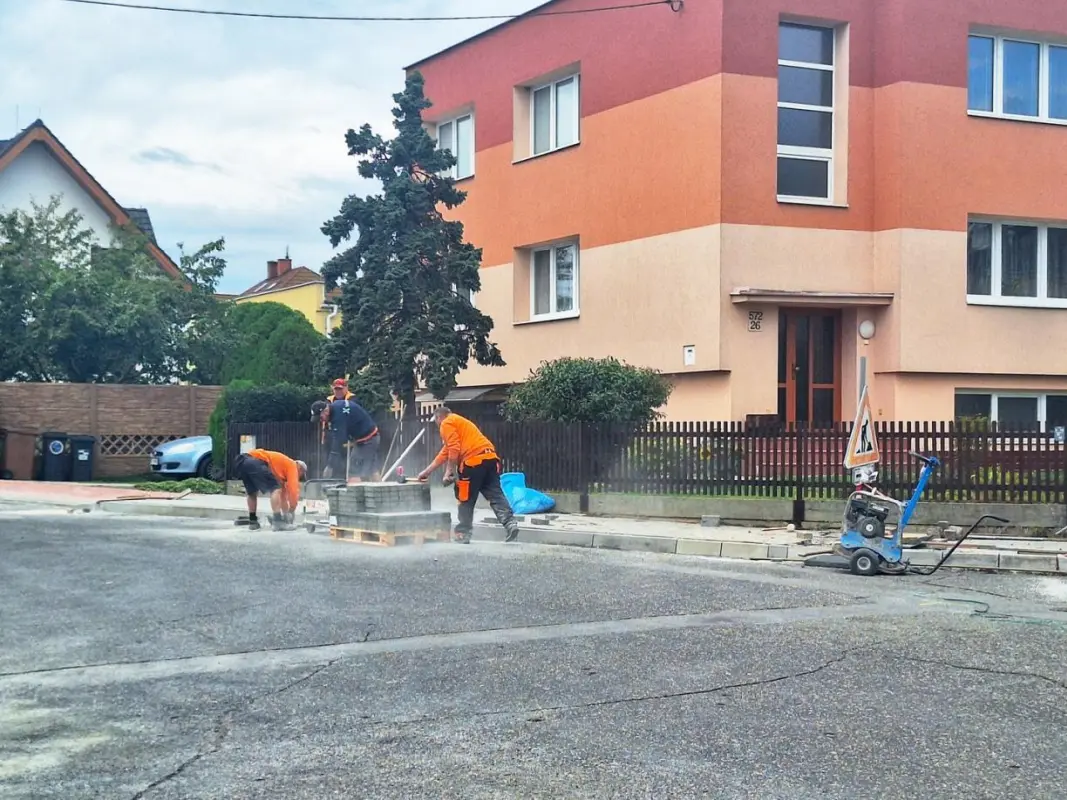 Nového asfaltu se letos dočkají další tři lokality Hlučína